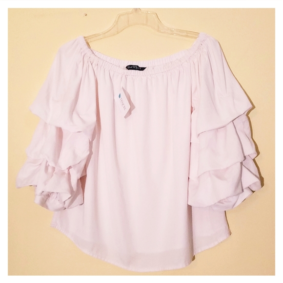 Velvet Heart Tops - NWT Velvet Heart Tiered Bell Sleeves Top Size S